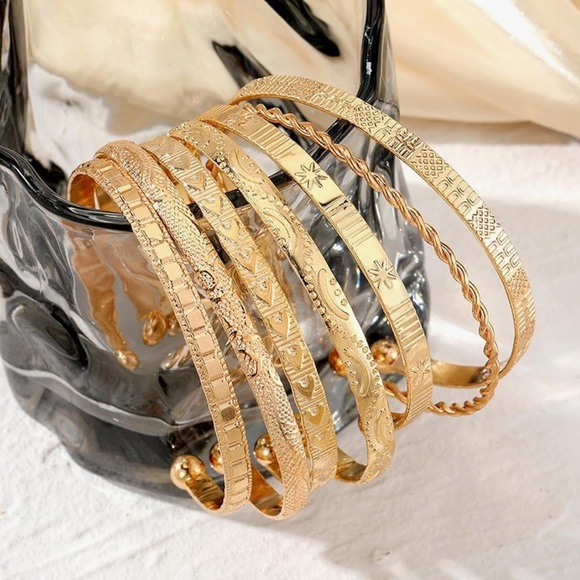 7 pieces Gold Bangle bracelet cuff Set 18k look - Picture 1 of 6